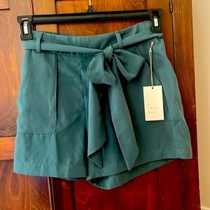 A New Day XS paper bag shorts, New With Tags